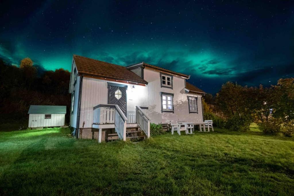 Bostad Nordlandshus Ved Lofotr 빌라 외부 사진
